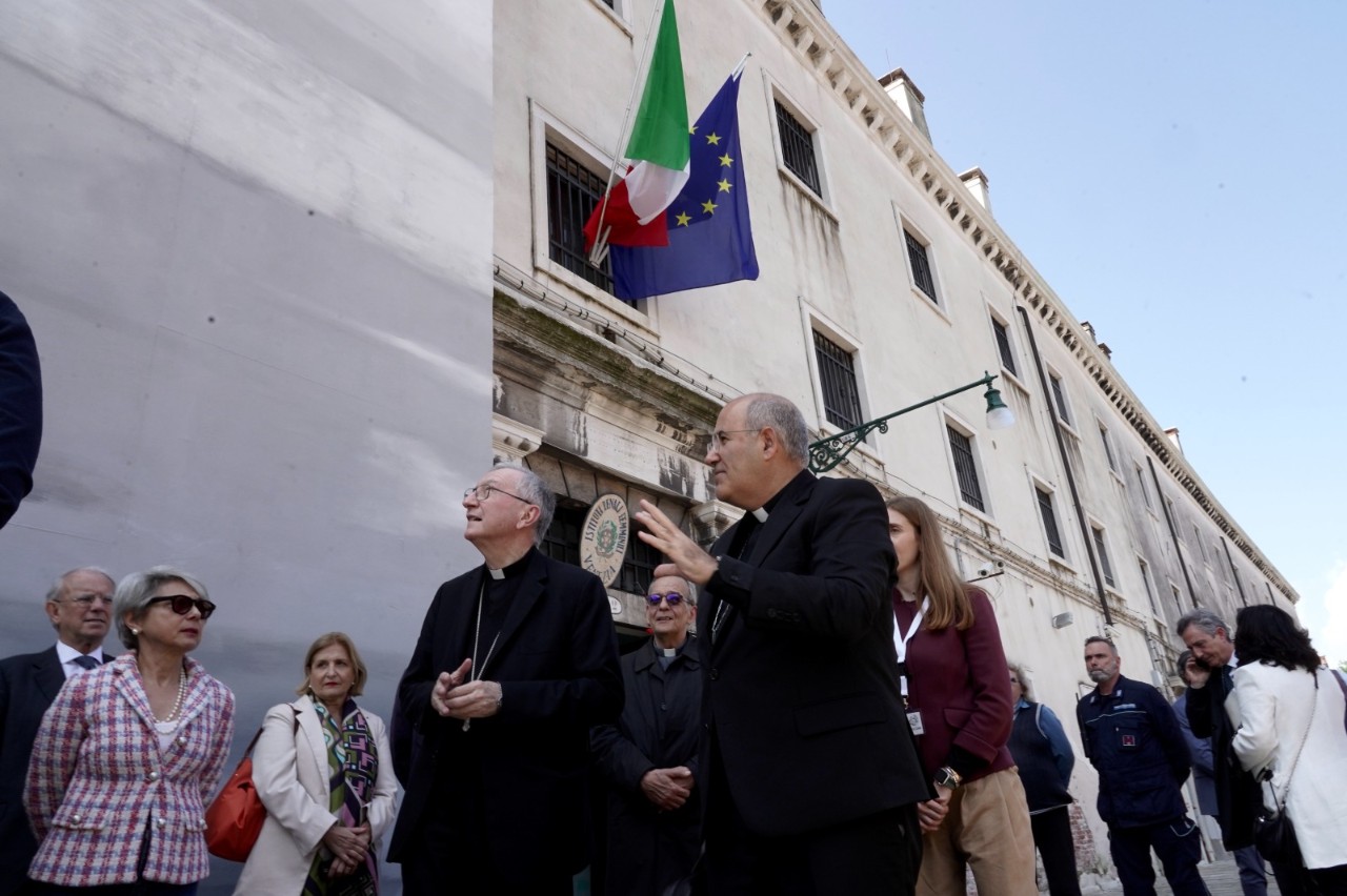 1Biennale-Parolin.jpg