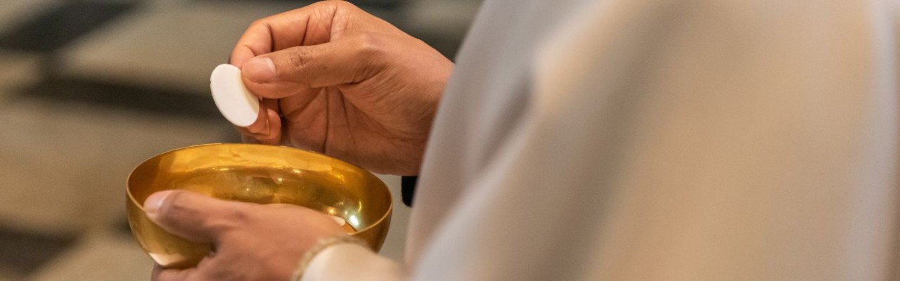 L Eucaristia Fonte Centro E Culmine Della Vita Cristiana L Eucaristia Fonte Centro E Culmine Della Vita Cristiana
