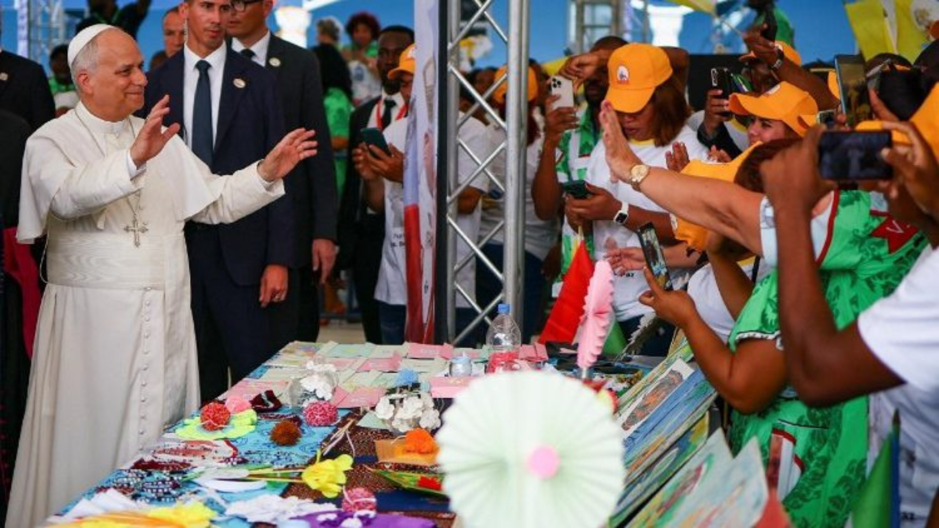 Il mondo della cultura accoglie il Santo Padre al Campus Universitario “León XIV” <br> in Guinea Equatoriale